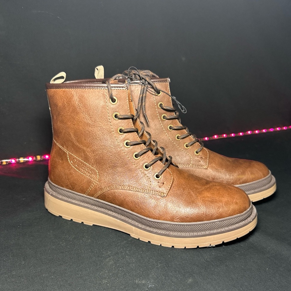 Guess "GM Citizen2" Leather Boots Men's Size 11.00 NWOB